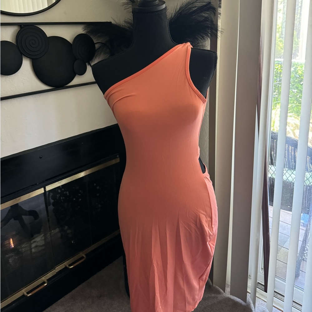Midi cut out dress